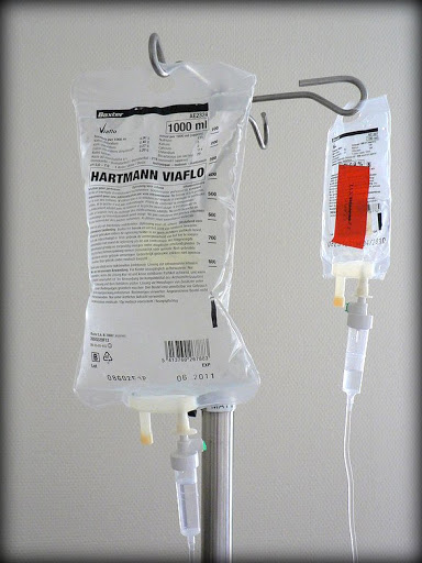 เสาน้ำเกลือ